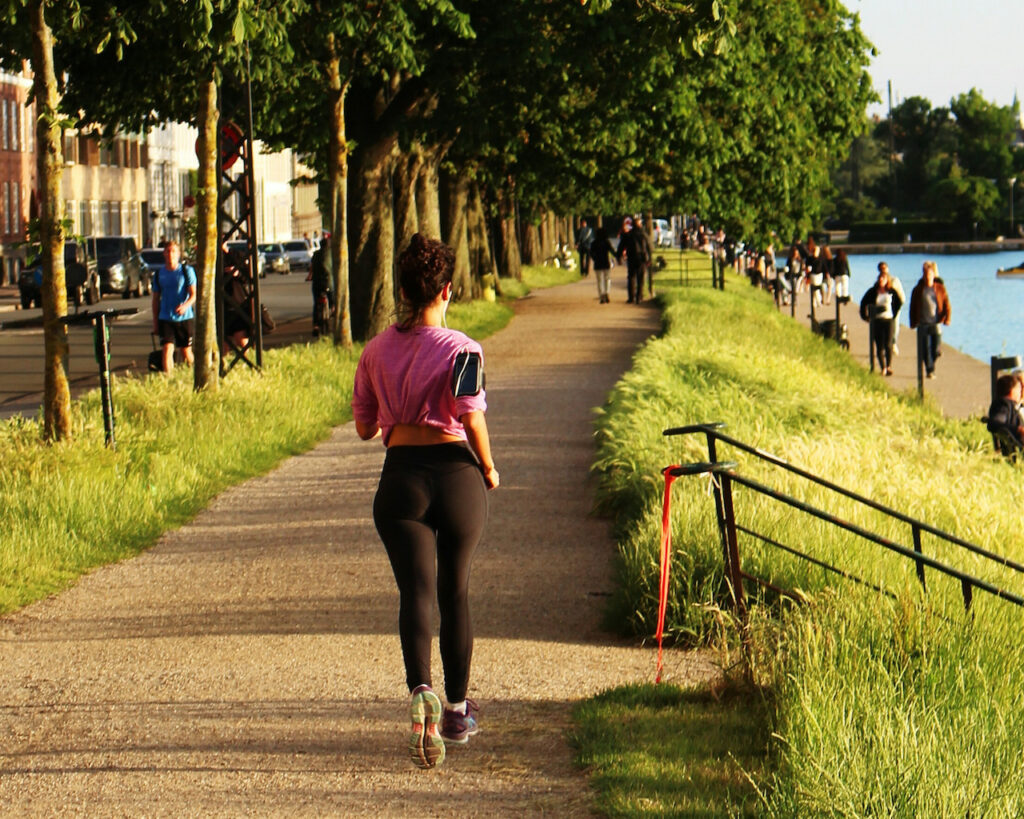 outdoor-training-donna-al-parco