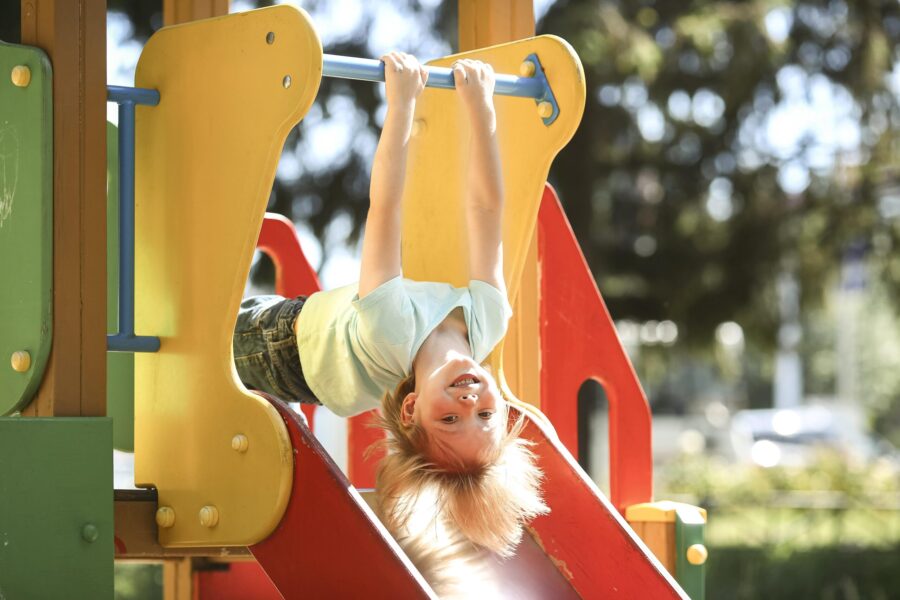 Struttura-gioco-bambino-parco