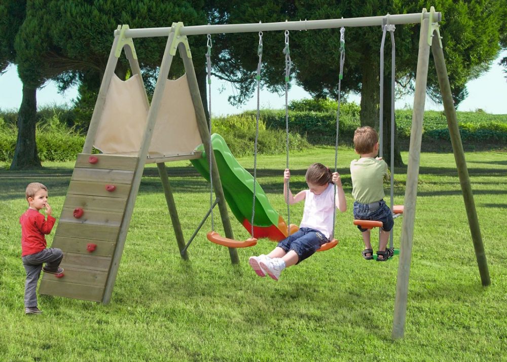 Struttura gioco in legno da giardino ciclamino 2 altalene ... Giochi per bambini da giardino usati