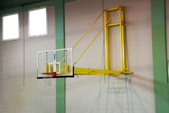 Impianto basket rotante a parete